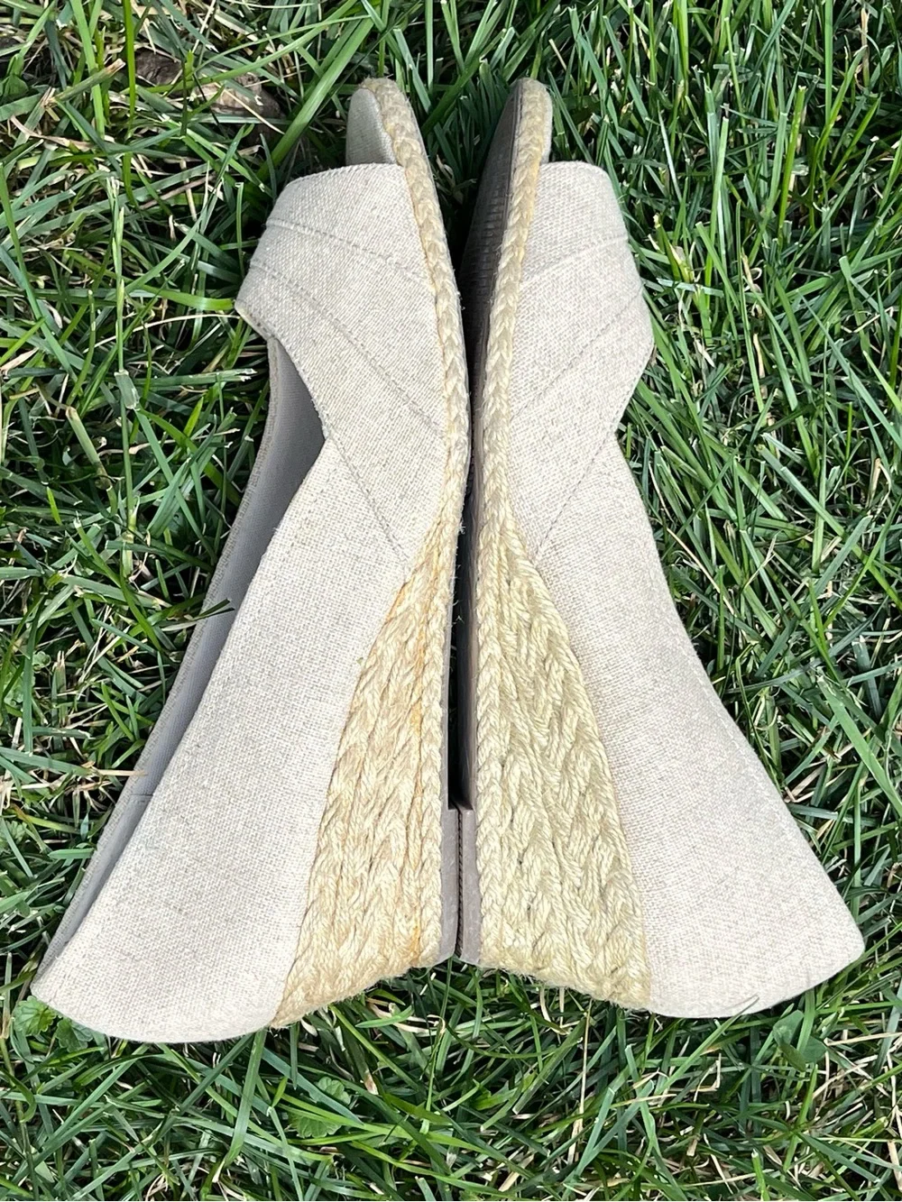 Kelly & Katie Linen Espadrille Wedges Open Toe Beige Size 9.5